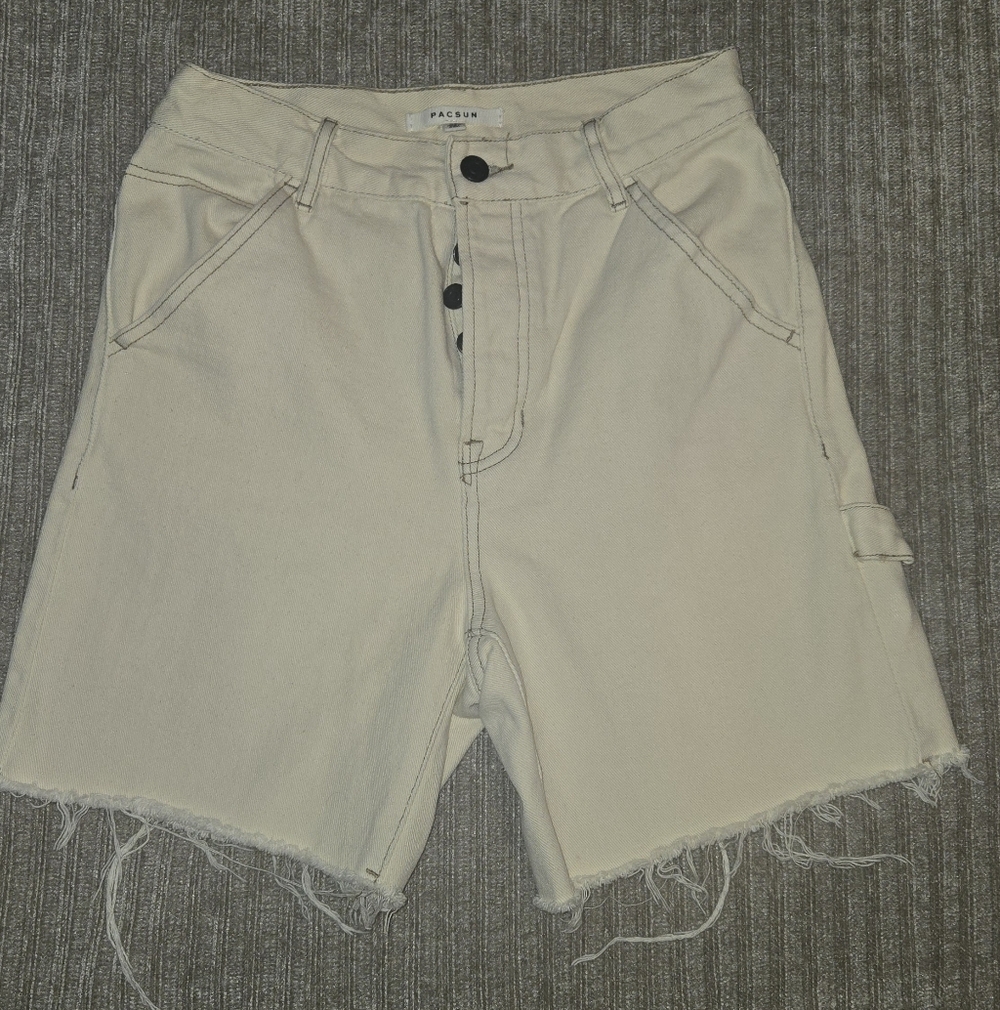 PacSun Cream High-Rise Stitch-Detail Shorts